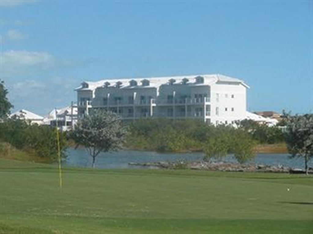Carib Club Διαμέρισμα Grace Bay Εξωτερικό φωτογραφία